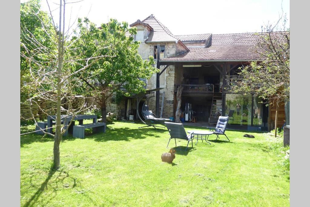 Le Coeur Du Lys Villa Chissey-les-Macon Buitenkant foto